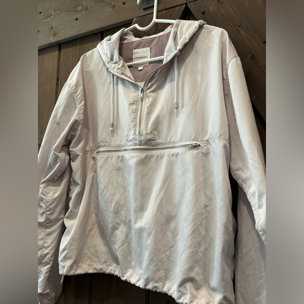 Thread Supply White windbreaker jacket with hood size Medium - Picture 2 of 5